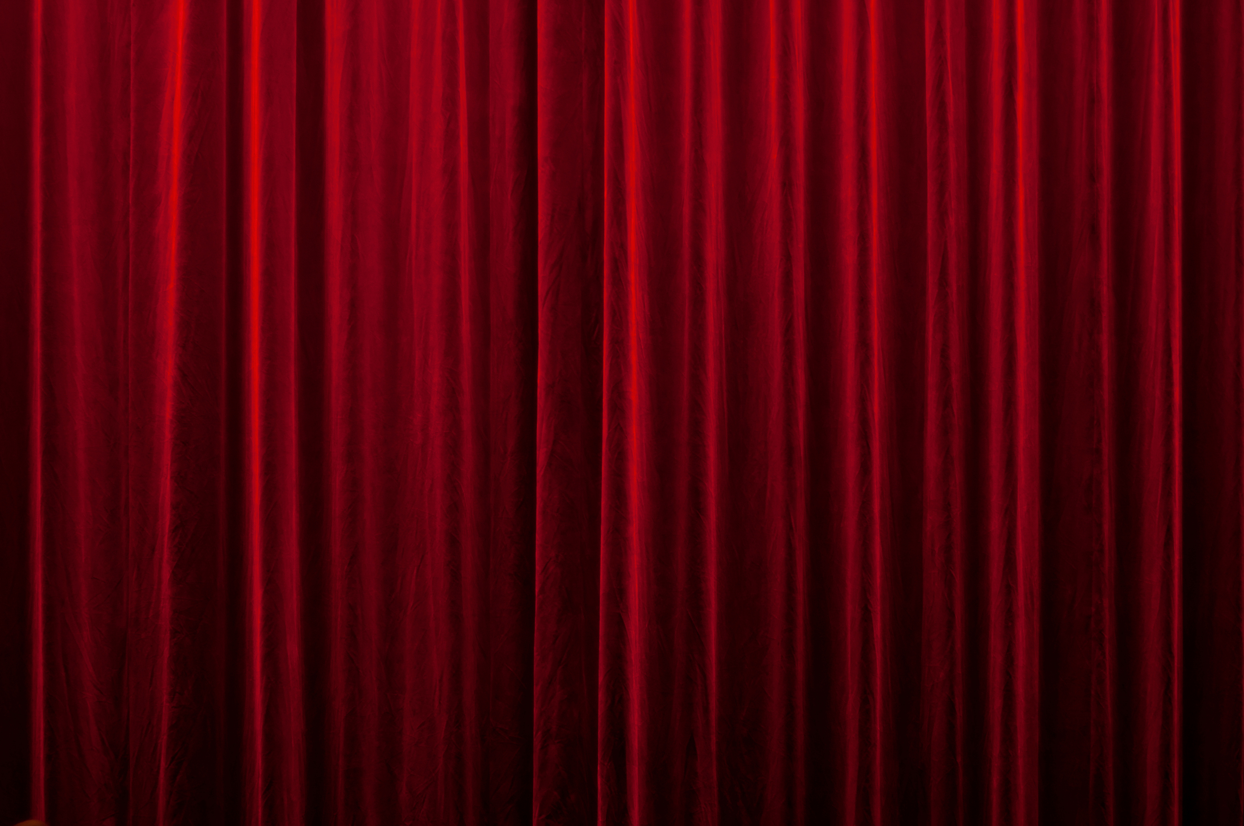 red curtain